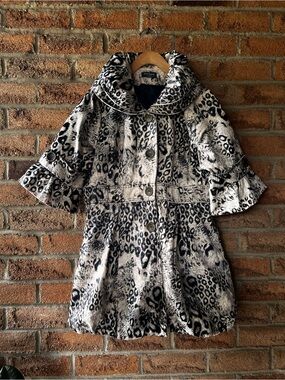 Red Coral Animal Print Leopard Bubble Hem Statement Coat Bell Sleeve L